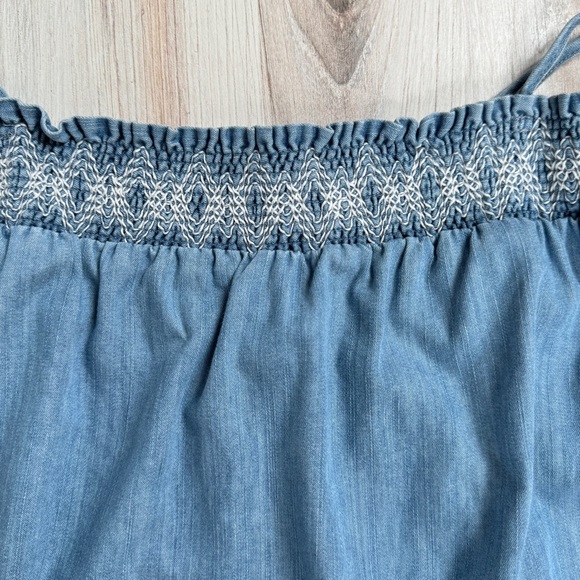 Vince Camuto Summer Bloom Chambray Embroidered Tank Top Size XL - Picture 8 of 11